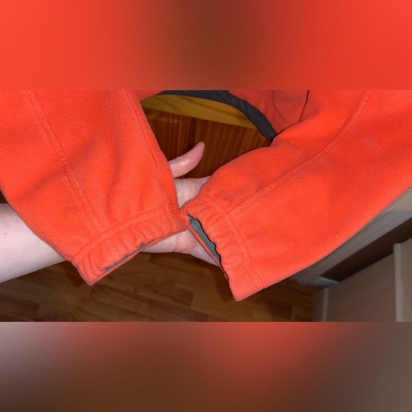 The North Face Jacket - Picture 3 of 5